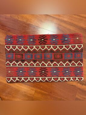 Pottery Barn Pillow Cover, cover only, tapestry 16x26